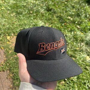 Vintage 90s SnapBack hat cap Cincinnati bengals NFL football wool blend black